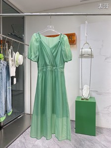 蔓诺蒂品牌特价，MA185，23243023，冰绿，连衣裙