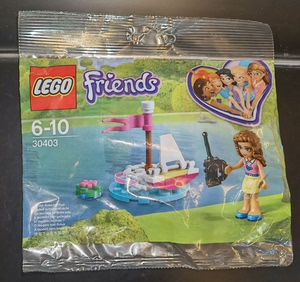 LEGO乐高女孩拼砌包30403奥莉薇娅的遥控船