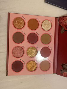 现货 美国官网colourpop 卡乐泡泡眼影盘 whate