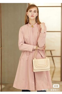 卡迪黛尔2022春装新款时尚粉色中长款风衣女士… 颜色粉红色