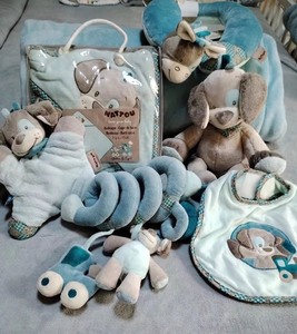 比利时Nattou各类婴儿用品玩具安抚巾，床绕，防水围兜，大