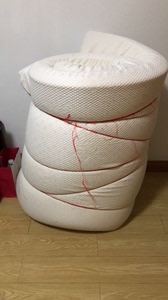柬埔寨买回来的乳胶床垫，1.8x2m，10厘米厚。一万多买的