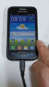 三星手机SCH-I659双卡双模手机，电池需要更换，其他正常