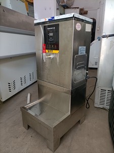 二手明朗开水器商用奶茶店全自动烧水器电热水器开水机饮水机器。
