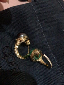 apm正版绿松石配黑珍珠镶钻耳环，专柜购入，全新转卖