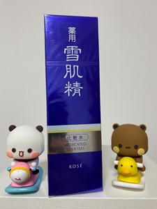 雪肌精化妆水（经典型）180ml，如图所示，全新未拆，品牌塑