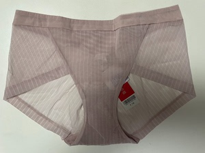 【全新】爱慕品牌Aimer女士全新带吊牌藕荷色中腰平角内裤，