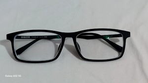 titanium korea style眼镜框 没怎么用带具