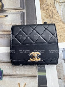 Chanel 黑金光滑牛皮 折叠短款钱包