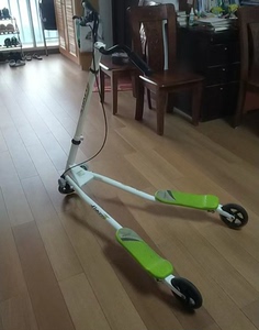 ZOOM瑞姆儿童蛙式滑板车3轮剪刀车可折叠玩具童车轮滑（自己