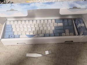 阿米洛（Varmilo）海韵系列海韵MIYA68-D 红轴，