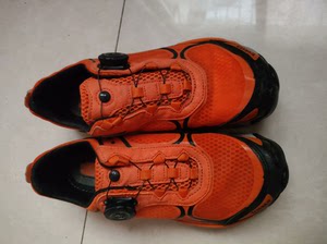 特瑞达登山跑步鞋，Boa旋转按钮，上脚轻，鞋底耐磨防滑，37