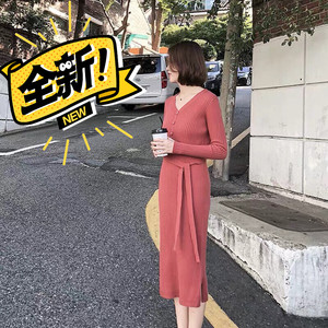 针织裙女新款2019长袖中长裙打底裙修身开叉中长款春款毛衣连