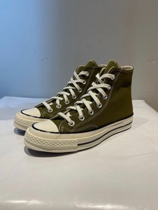 #Converse/匡威  1970s橄榄绿高帮帆布鞋。