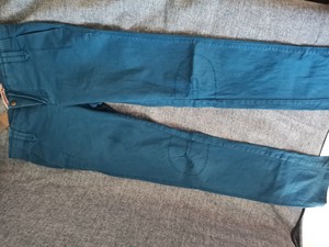 达衣岩裤子M号，这条裤子我买了3个色，目前还剩蓝色，便宜出，