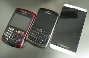 二手黑莓手机8310、8900、z10