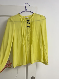 乐町  黄色衬衫  M码   全新一次未穿  买的时候 是冬