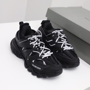 Balenciaga/巴黎世家三代 复古运动姥爷鞋 3代Tr