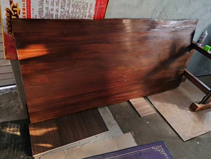 奥坎实木大板，茶台，尺寸两米的，老重了得四个人抬。配实木腿。