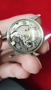 二手古董瑞士百年灵手动机械手表机芯配件出，百年灵机芯，路兹的