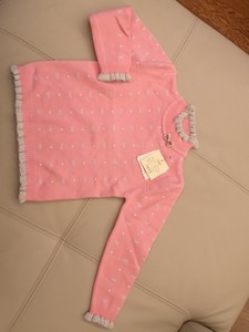 女童粉红色荷叶半高领毛衣，4岁码，全棉的，衣长37，胸围62