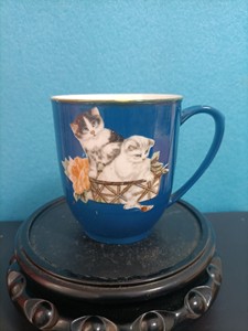 5678十年代小猫茶杯。没盖儿。