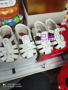 日本mikihouse小樱桃凉鞋，内长12.5cm，只穿正品