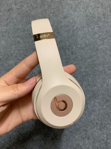 beats solo3 哑光金蓝牙耳机国行单机95新+数据线