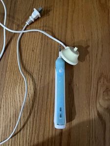 博朗OralB/欧乐bd16电动牙刷成人充电式