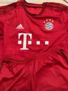 正品现货拜仁拜仁慕尼黑球迷版球衣一套1718 17-18赛季