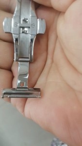 天梭表扣，九成新，皮表带上用的，18mm原装的，型号T640