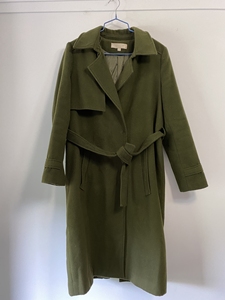 绿色呢子大衣长款外套 当时买的陈伟霆同款 几乎全新 买了穿过