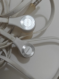 VEGA泛泰的原装配机耳机，韩国泛泰手机的原装耳机，型号EM