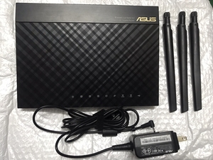 ASUS/华硕  RT-AC66U,是一款经典路由器，至今畅