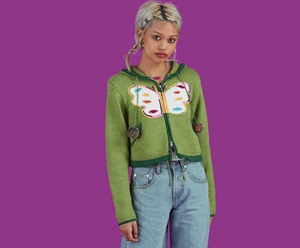 unif绿色蝴蝶毛衣xs码 洗一穿一 找代购买的 正品有购买