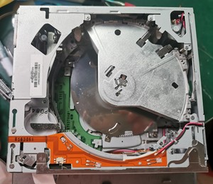 马自达MX-5六碟CD机芯，歌乐三代六碟CD机芯，直接安装，