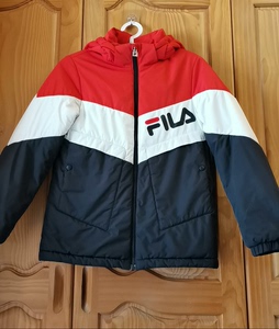 fila 斐乐 菲乐 斐拉 150码 男女童棉衣，外套。专柜