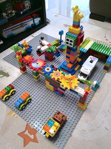 乐高积木墙大颗粒，儿童玩具建构拼装兼容拼插，灰色1平米底加积