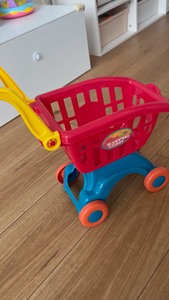 全新宝宝逛超市手推车玩具，功能都齐全，正常使用的，配件都没拆