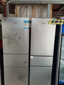 爆款家用品牌海尔美的澳柯玛容声冰箱。小冰箱，上下两门家用，三