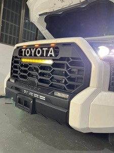 丰田坦途 toyota带灯中网 3.5T新款坦途前脸改装 中