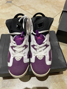AJ6 紫葡萄 白紫色 女码40 香港购入 成色如图 一个限