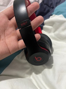 Beats Solo3 Wireless  十周年黑红桀骜配