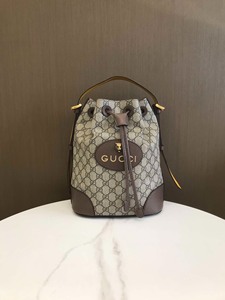 Gucci 古驰 虎头水桶双肩包 可手提可双肩 多种背法 男