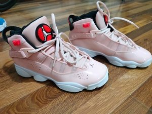 AJ六冠王 粉色篮球鞋  Air Jordan 6 Ring