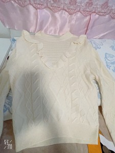 洛可可实体店兔毛针织毛衣➕白色针织长款阔腿裤，非常暖和又百搭