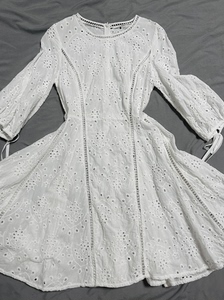 包邮，s码白色镂空纯棉法式森女系显瘦中袖系带连衣裙