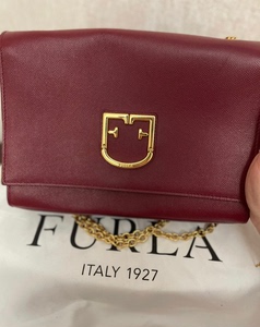 芙拉/Furla～2020款笑脸链条包，酒红色大号，百搭显气