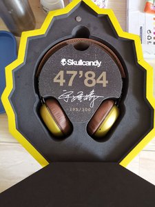 skullcandy斯酷凯蒂骷髅头戴式耳机 宁泽涛限量款，全