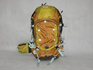 新款休闲旅行户外登山双肩背包 品牌：MCKINLEY（运动户